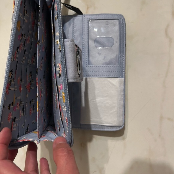 Vera Bradley Quilted Floral Hedgehog Wallet - Picture 3 of 4